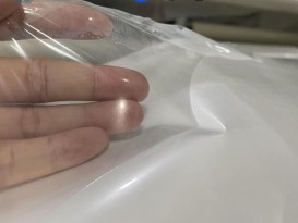 贊晨耐水解耐磨TPU防水透濕膜環(huán)?；瘖y袋醫(yī)療用品復合布料貼合膜